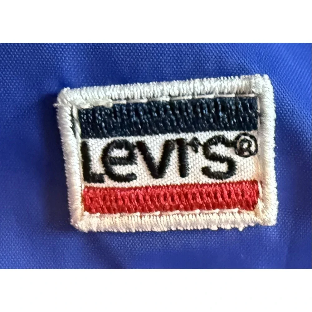 Levi's Jacket Mens L Blue Hooded Nylon Windbreaker Lined Snap Front 90s